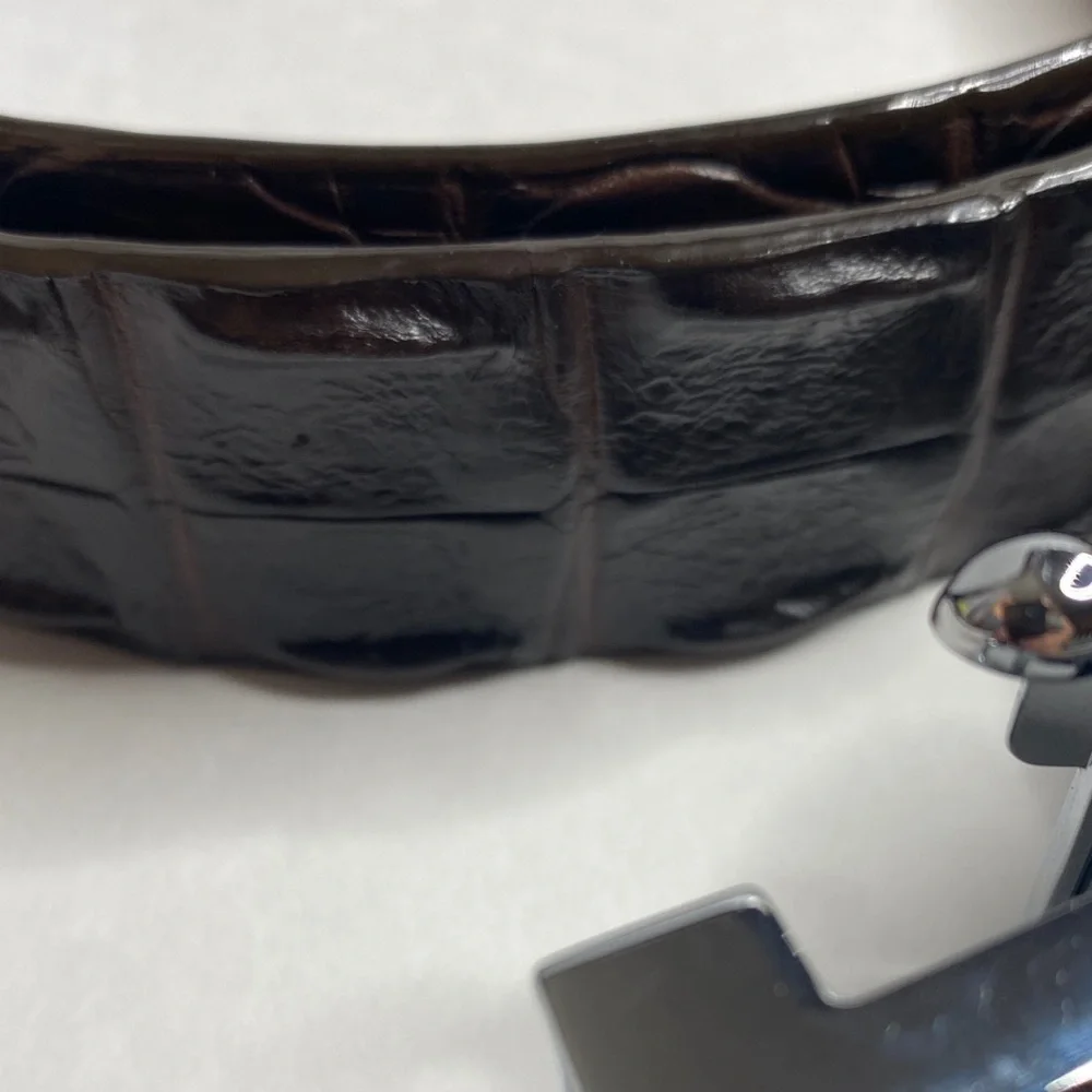 Elegant Black Crocodile-Embossed Leather Belt with Silver Buckle